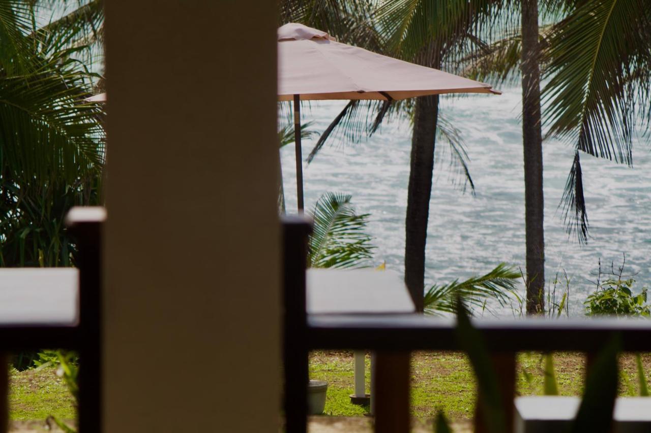 Emma'S Sea View Apartment Dikwella Bagian luar foto