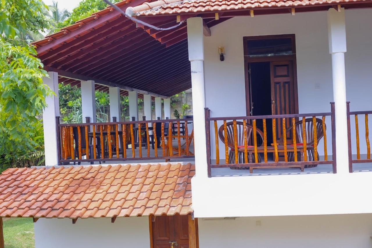 Emma'S Sea View Apartment Dikwella Bagian luar foto