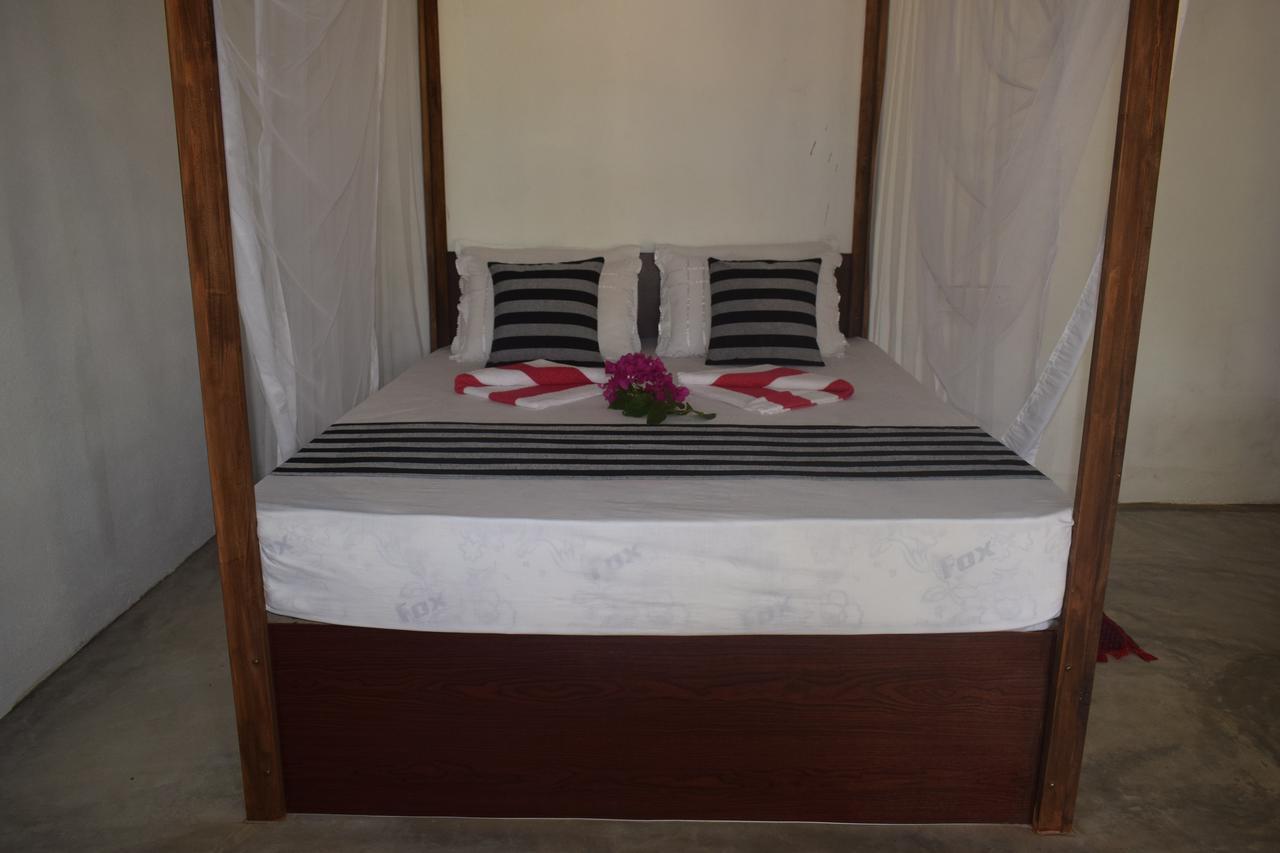 Emma'S Sea View Apartment Dikwella Bagian luar foto